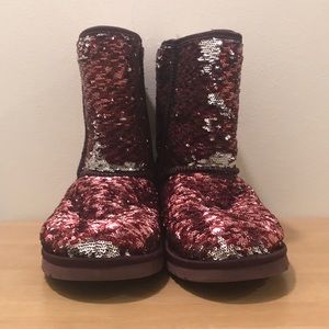 UGG Short Sheepskin-Lined Burgundy Sequins Boots